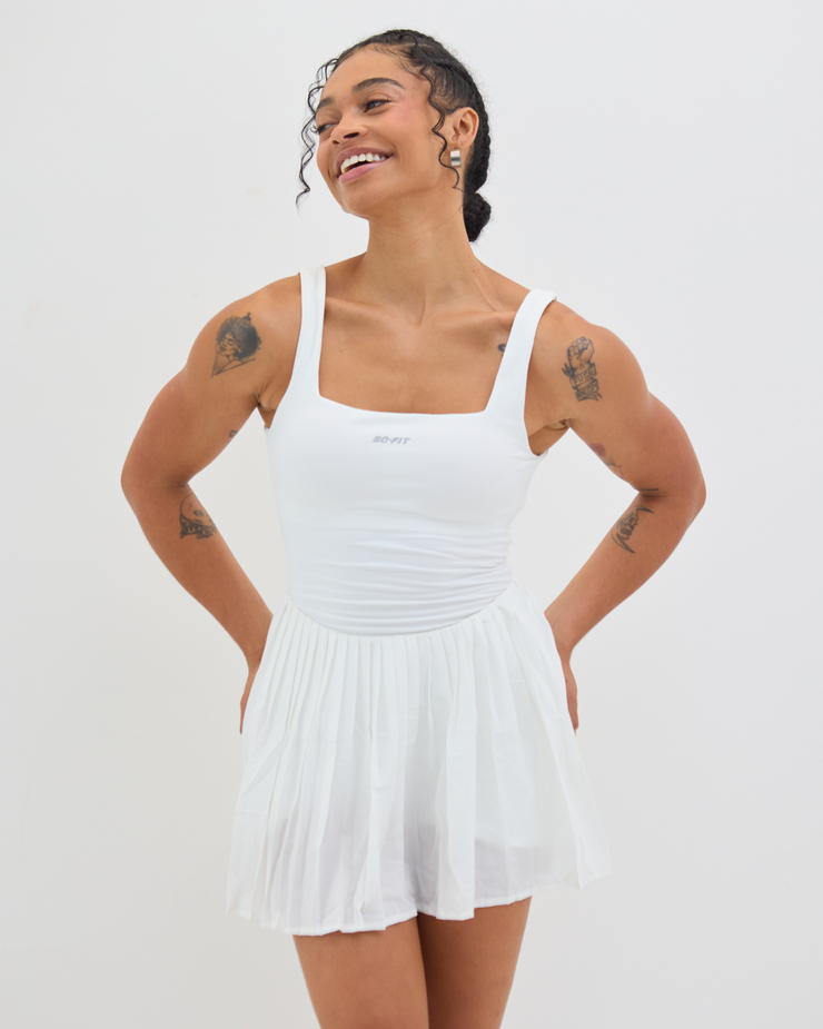 Nuvia, vestido tenista con bolsas