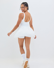 Nuvia, vestido tenista con bolsas