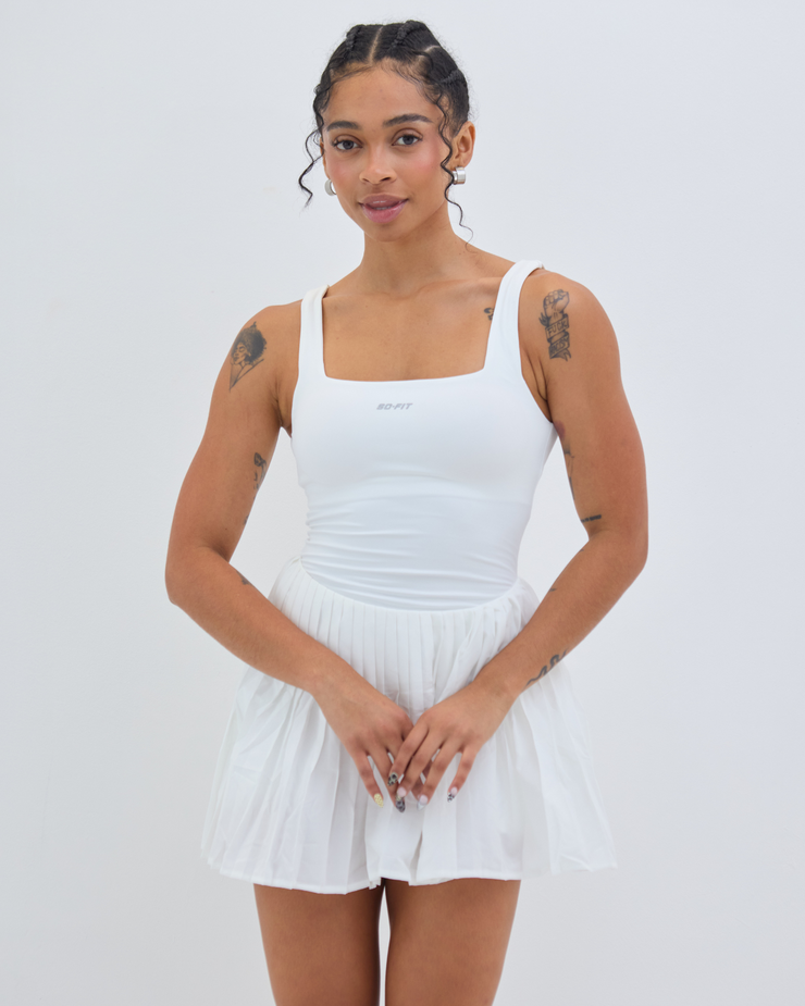 Nuvia, vestido tenista con bolsas