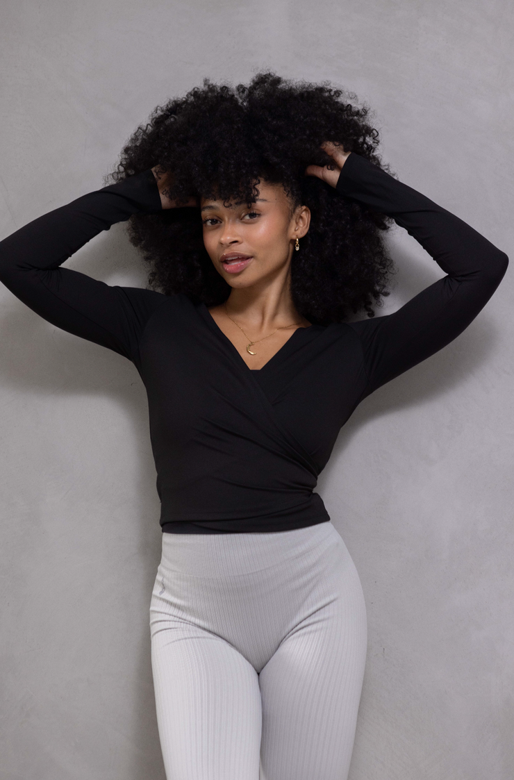 Ballet Blusa, Abrigo