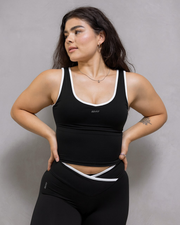 Amanda Blusa Line cruce V negro